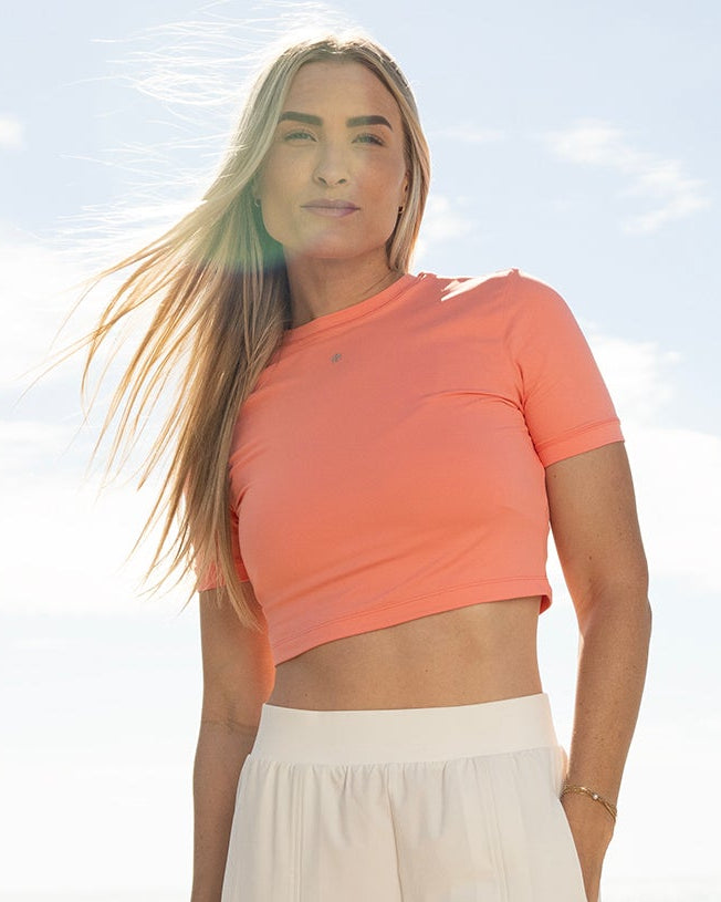 Kamryn Cropped Tee - MUEV