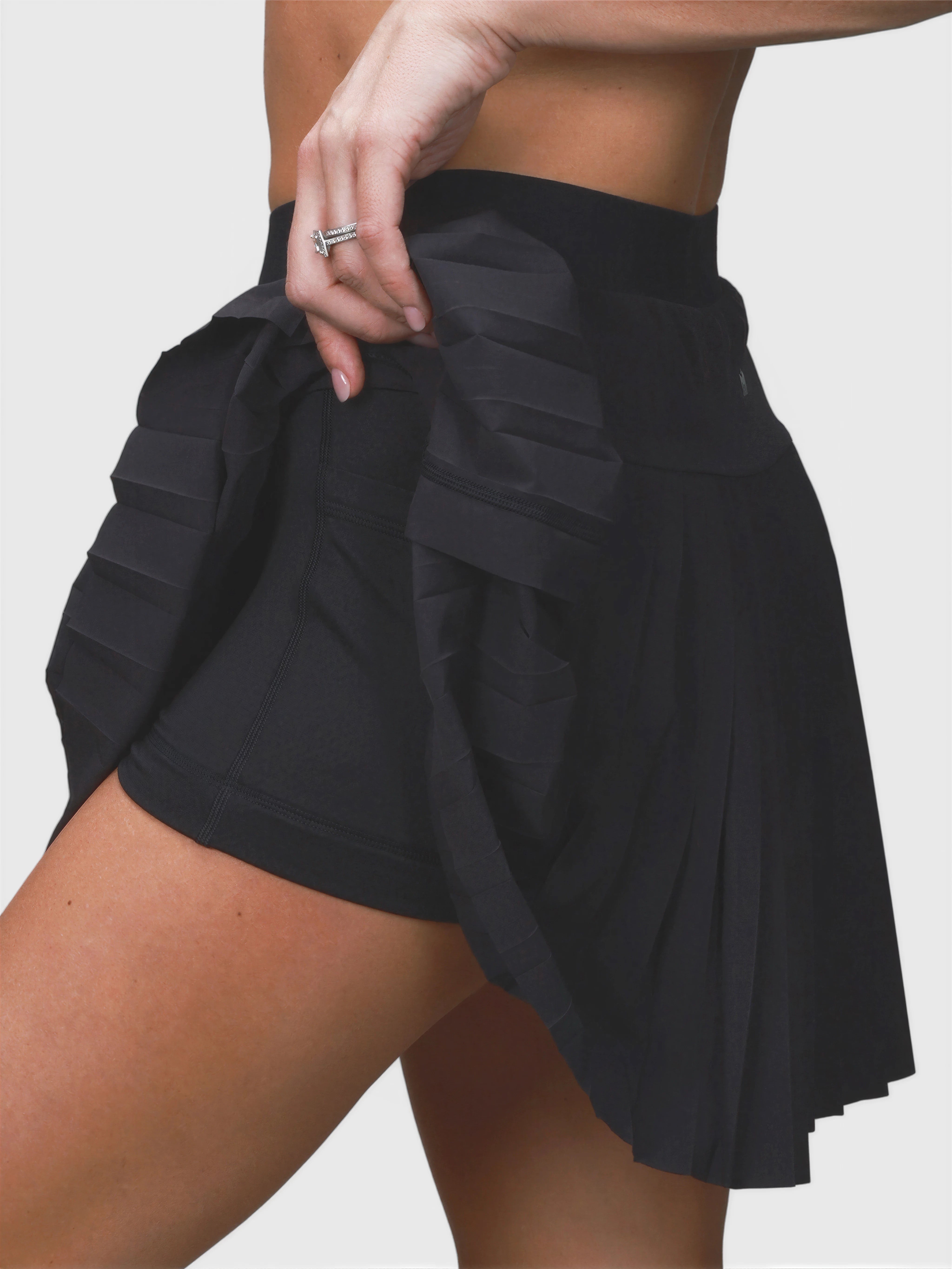 Performance Pleated Skort | Black - MUEV