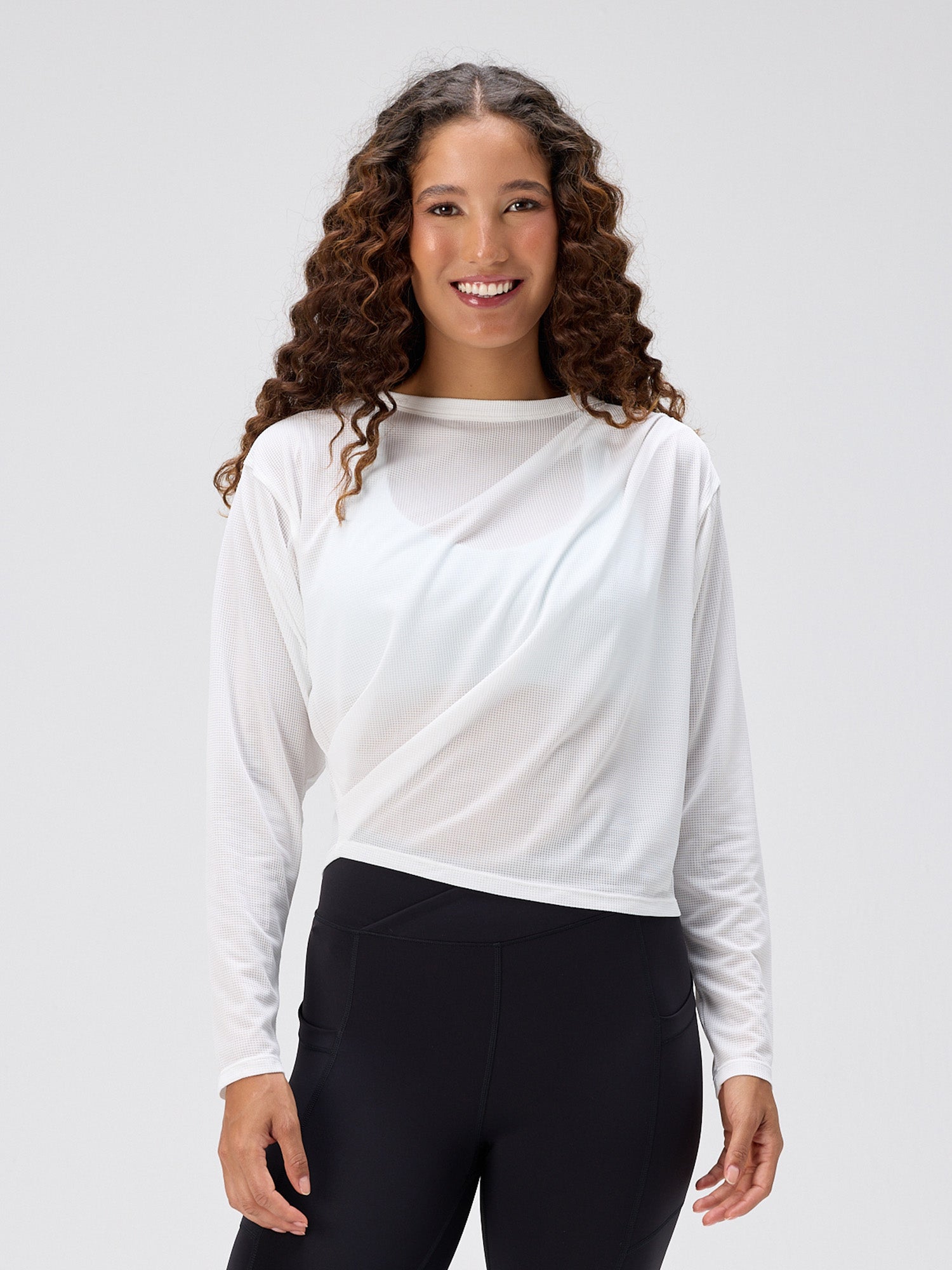 Airy Twist Long Sleeve