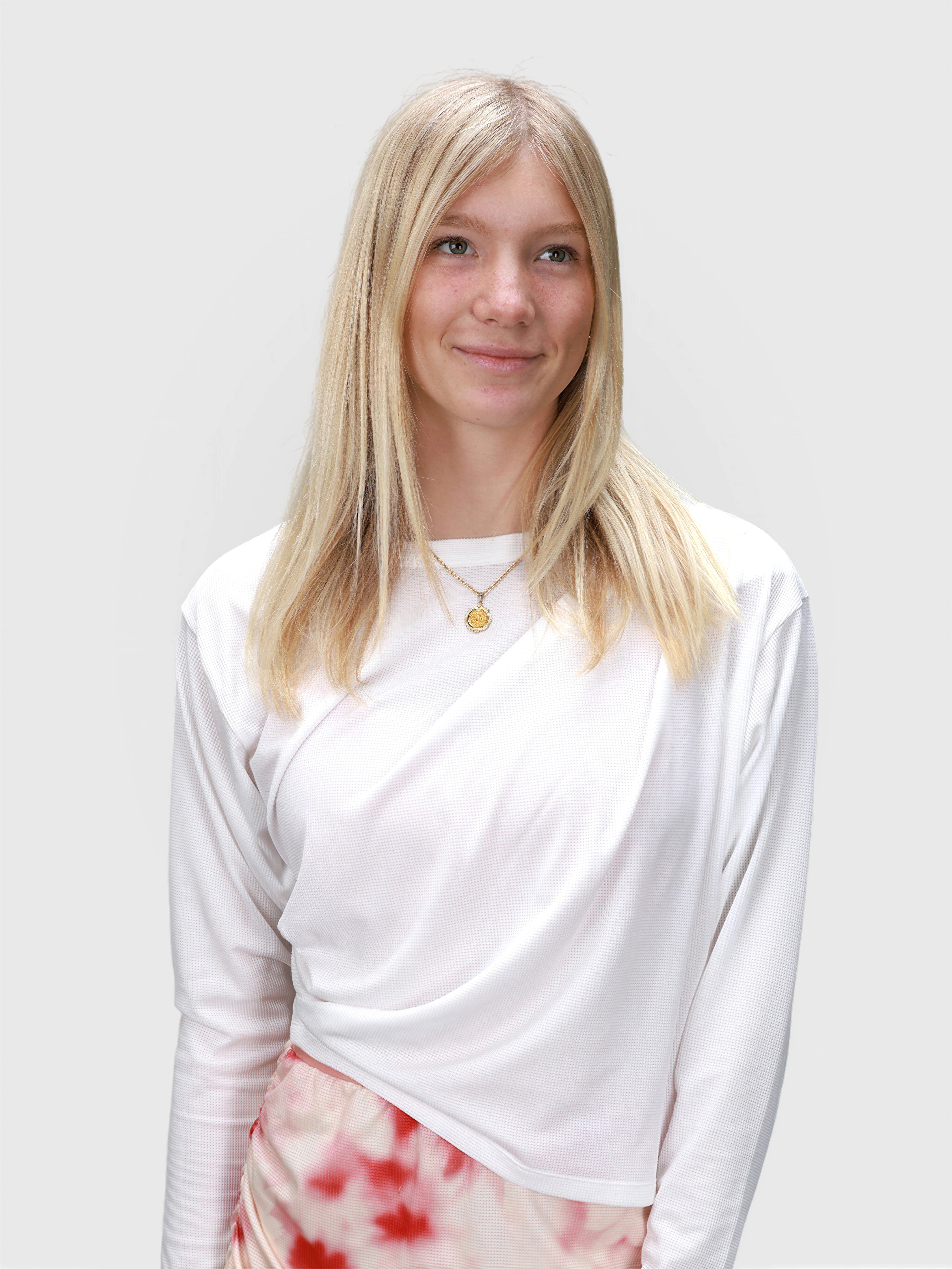 Airy Twist Long Sleeve - MUEV