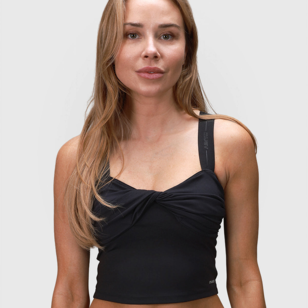 Muev_Women_Airy-Twist-